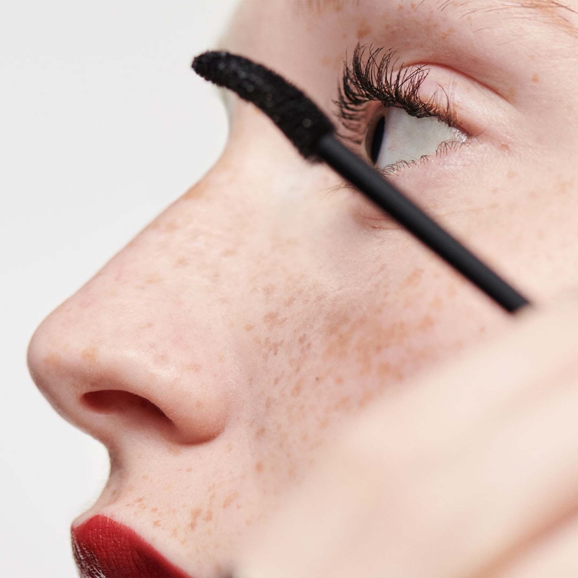 Alternativ bild 1 för Clinique High Impact Zero Gravity Mascara 01 Black 8 ml