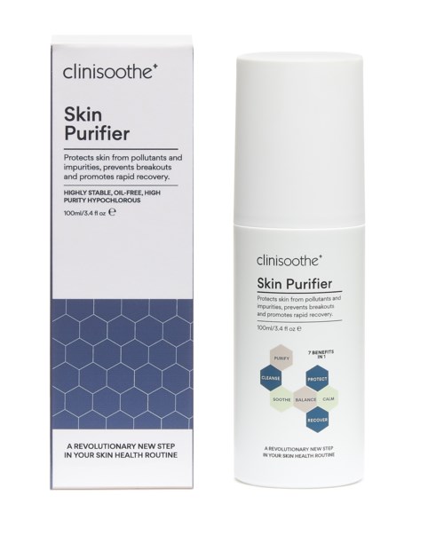 En box och flaska av Clinisooth Skin Purifier med blå och vit design, påstår att den skyddar och förbättrar huden.