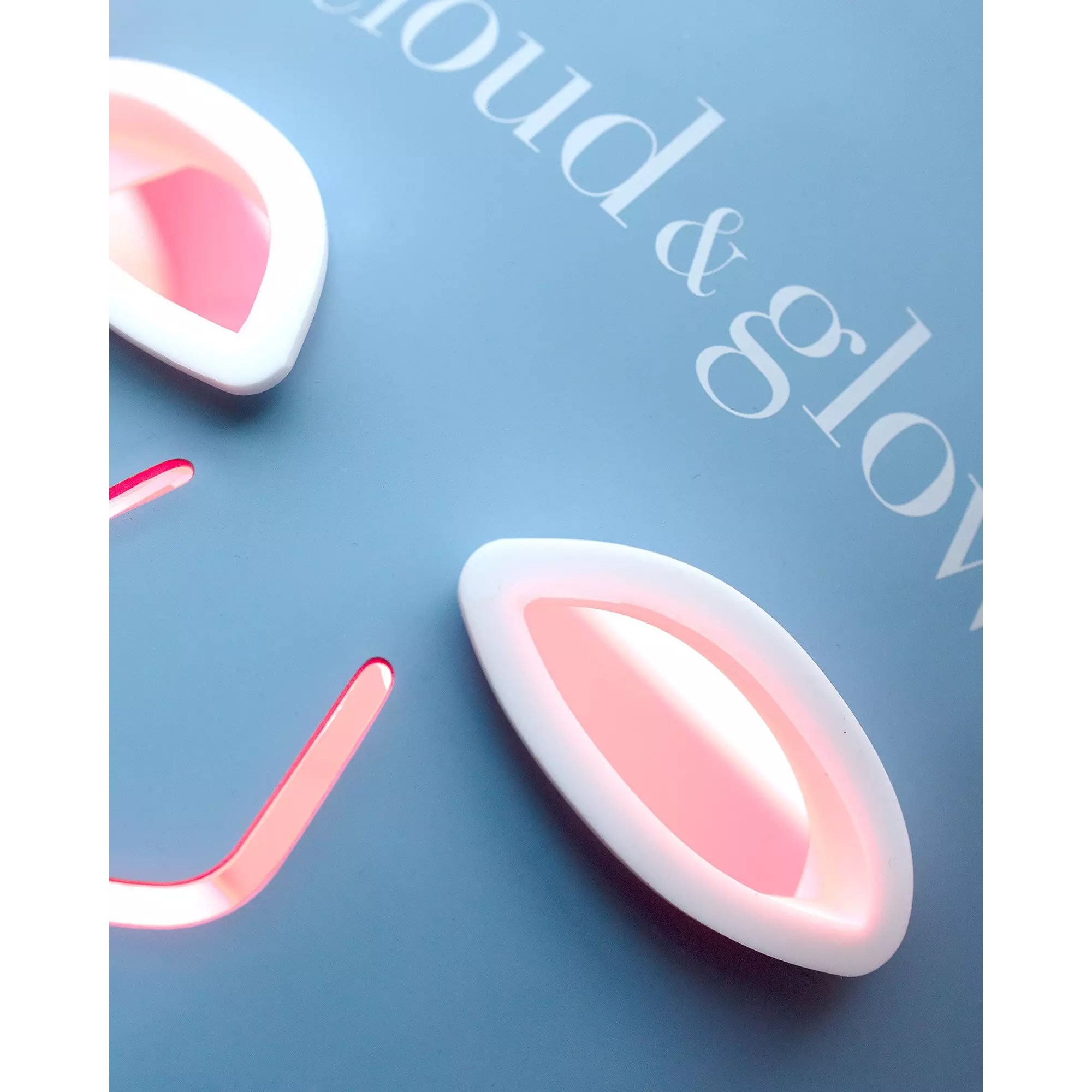 Cloud & Glow Rejuvenate LED Face Mask (obrázok 7)