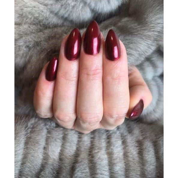 Alternativ bild 1 för CND Vinylux Weekly Polish Crimson Sash
