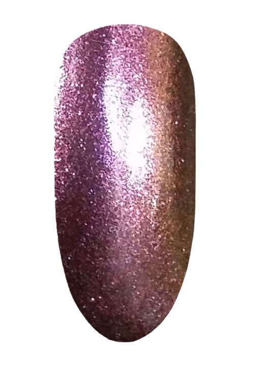 En nagel med glänsande glitter-glans i rosa och lila. Den är ovalformad och glittrande.