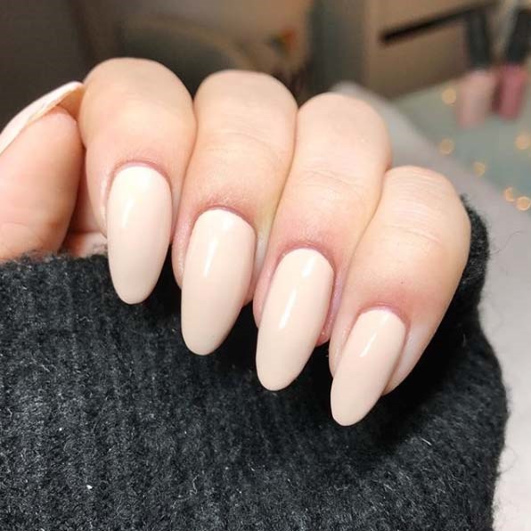 Alternativ bild 1 för CND Vinylux Weekly Polish Cashmere Wrap