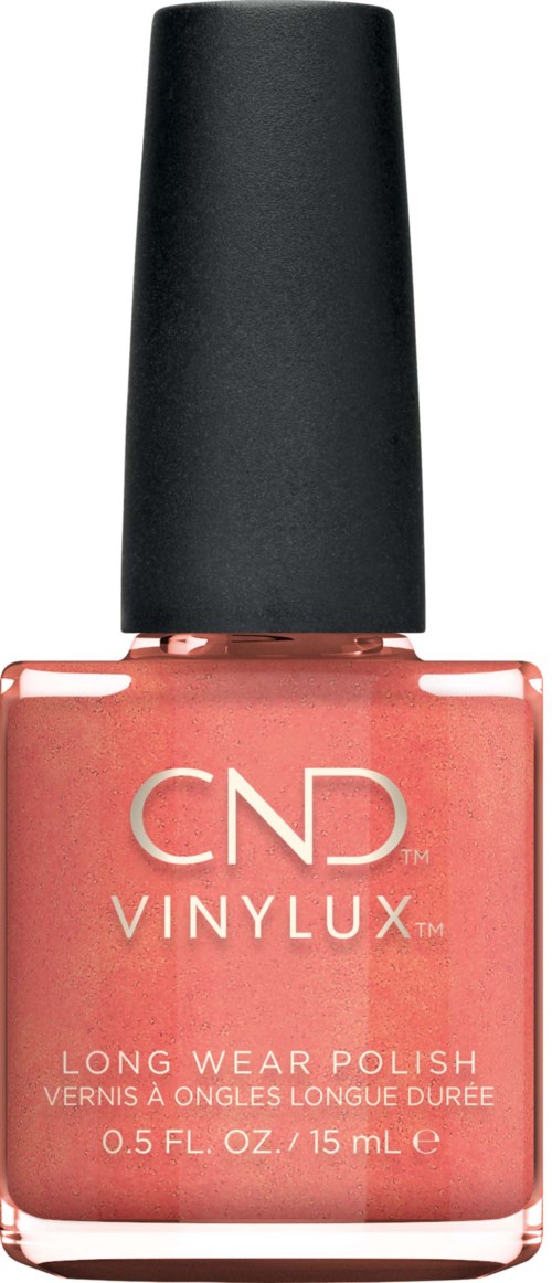 En rosa nagellackflaska med svart kork, märkt CND Vinylux Long Wear Polish.