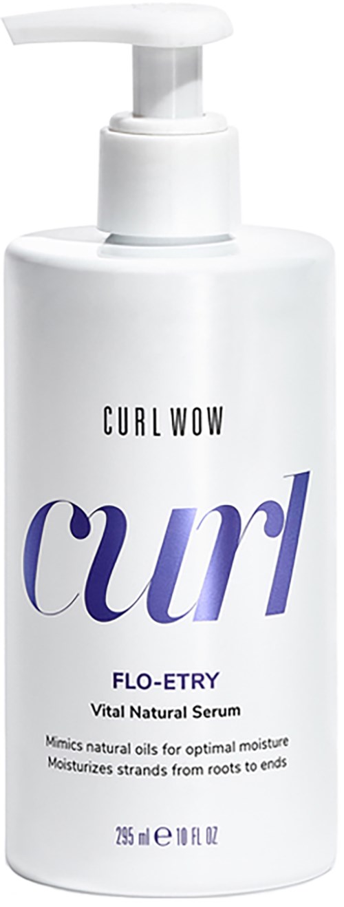 Valkoinen pumppupullo, merkitty "Curl Wow" ja "Curl FLO-ETRY Vital Natural Serum" hiustenhoitotuotteeksi.