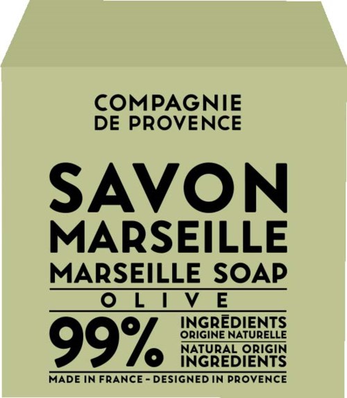 En såpeemballasje i grønt med svart tekst som nevner Marseille, oliven og naturlige ingredienser.