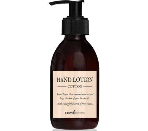 En brun flaske med pumpe merket 'Hand Lotion Cotton' for fukting av hender, med beskrivelse og merkevarenavn.