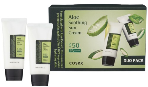 Två tuber och en box aloe lugnande solkräm med SPF 50 och PA+++ skydd.
