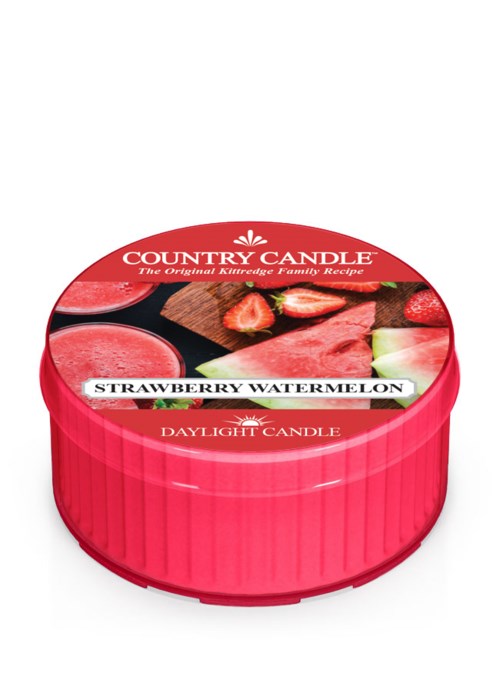 Röd rund ljuslykta med bilder av jordgubbar och vattenmelon på toppen, märkt 'Country Candle' och 'Strawberry Watermelon'.