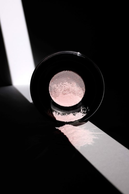 Пудра Danessa Myricks Beauty Evolution Powder фиксирующая, разглаживающая, оттенок Pink, 11 г — фото 3