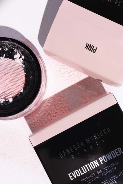 Пудра Danessa Myricks Beauty Evolution Powder фиксирующая, разглаживающая, оттенок Pink, 11 г — фото 4
