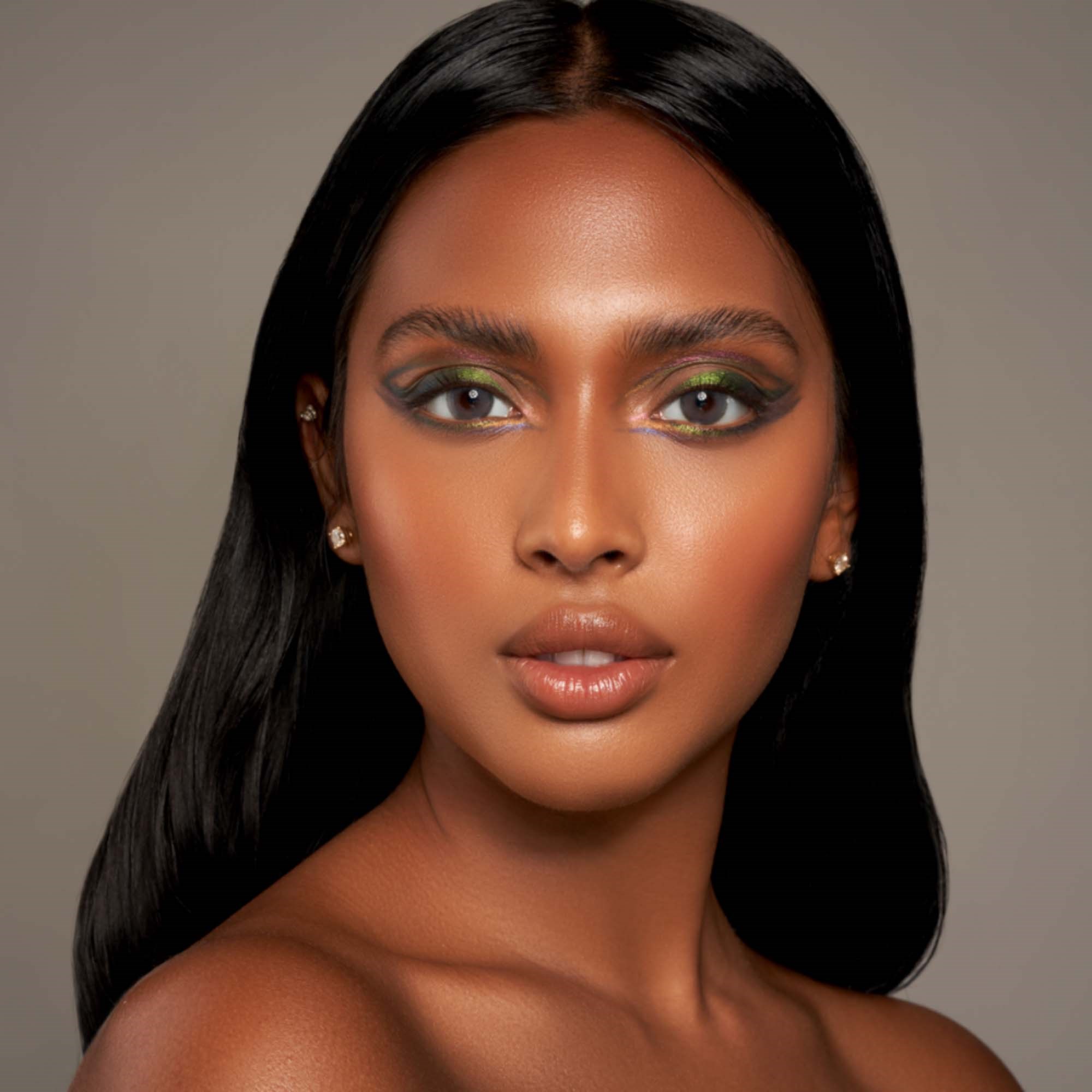 Danessa Myricks Beauty Infinite Chrome Micropencil Emerald (obrázok 5)