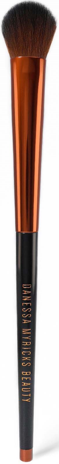 Danessa Myricks Beauty Yummy 3.0 Conceal&Sculpt Brush