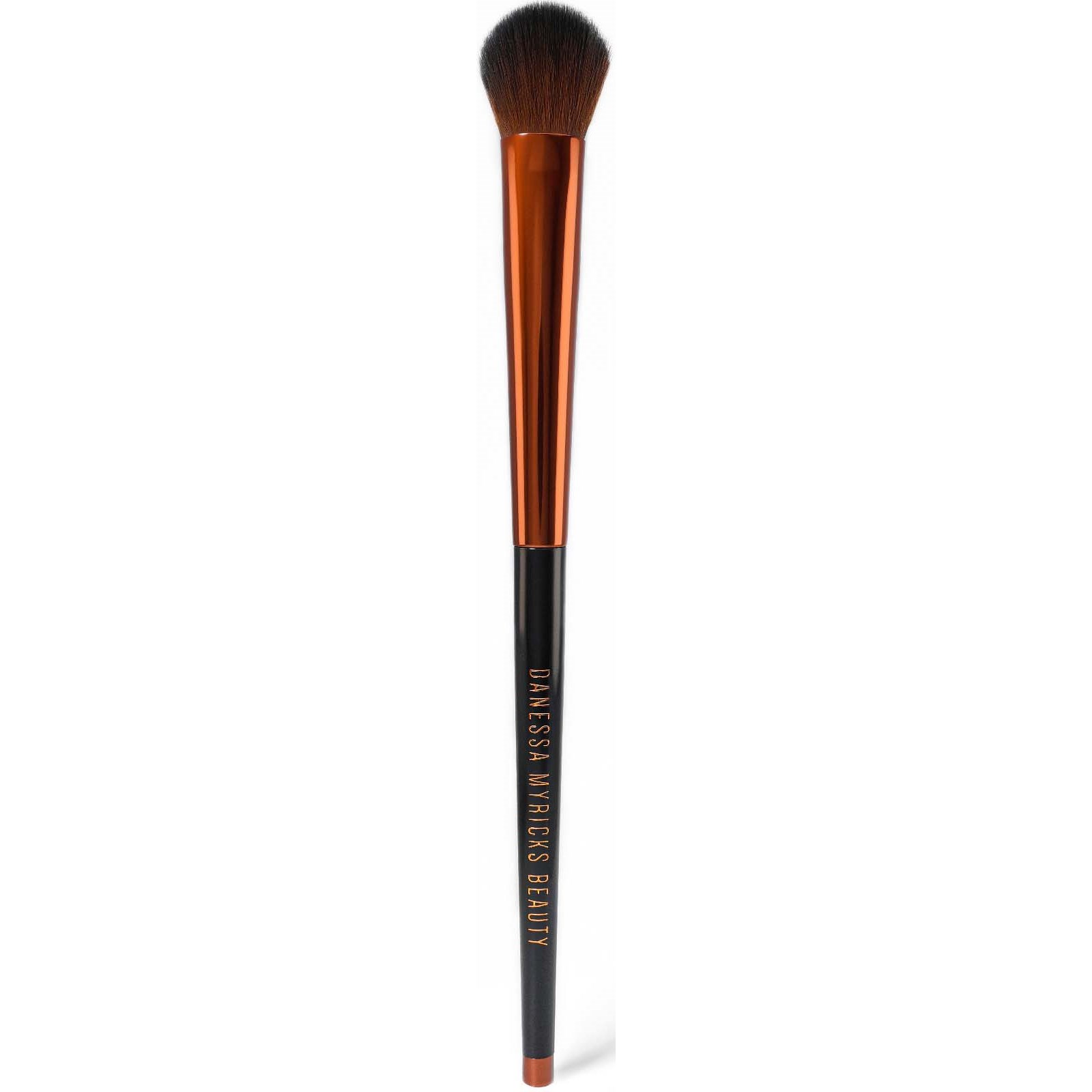 Danessa Myricks Beauty Danessa Myricks Beauty Yummy 3.0 Conceal&Sculpt Brush 10 g