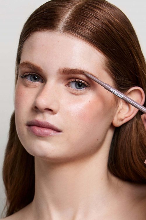Карандаш для бровей Dashl Brow Filler Pencil ультратонкий — фото 5