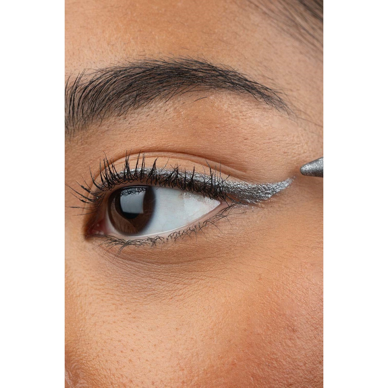 Dashl It’s a Vibe Kajal Liner Silver Lining (obrázok 5)