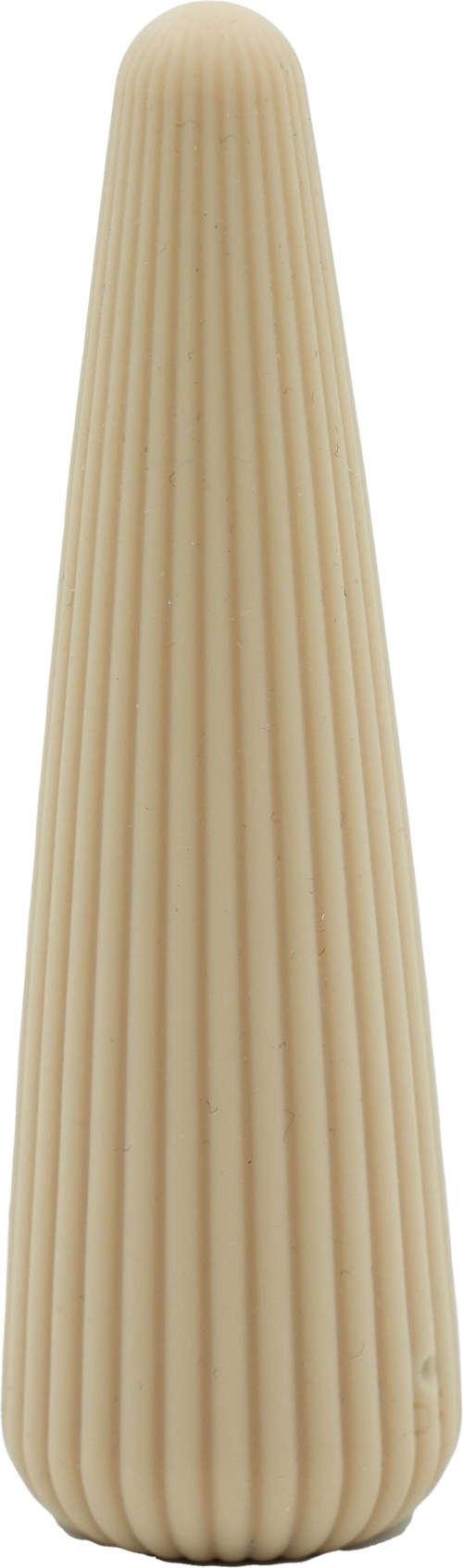 En lång, beige, ribbad, konformad föremål gjord av ett mjukt material.