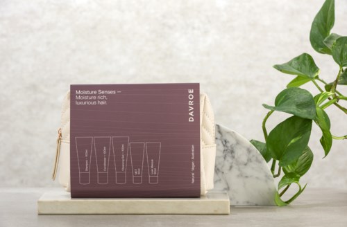 DAVROE Moisture Senses Mini Beauty Bag Kit