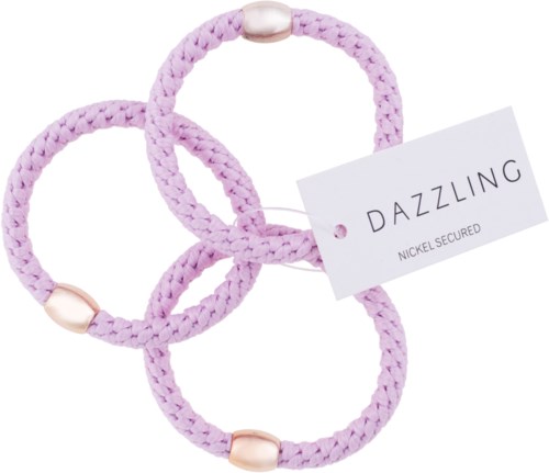 Fyra lila hårband med små guldpärlor och en etikett som säger "Dazzling Nickel Secured."