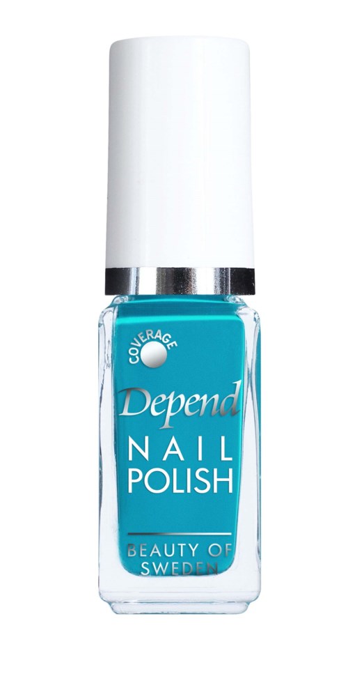 Blauwe nagellakfles met witte dop, gelabeld "Depend" en "Nail Polish," uit Zweden.