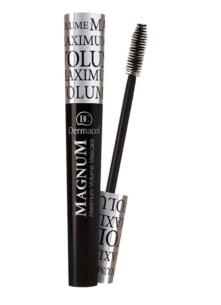 En mascara-rør med børste, merket 'Magnum Maximum Volume'.