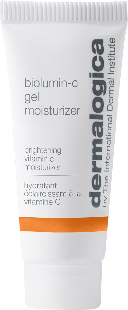 En hvit tube med hudpleiege, kalt Dermalcalm, med oransje og grå tekst som indikerer at det er en vitamin C fuktighetskrem.
