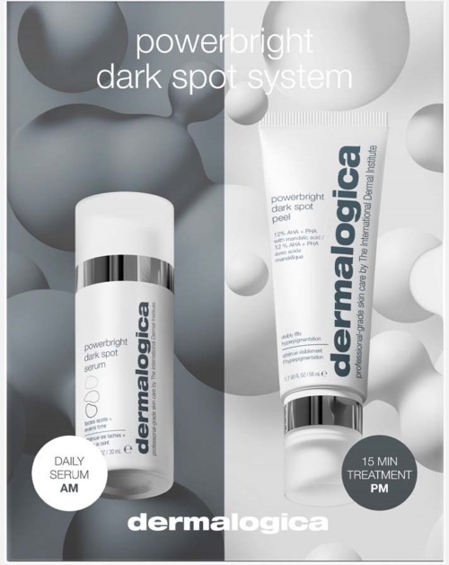 Två hudvårdsprodukter från Dermatologica för kvällsanvändning för att behandla mörka fläckar, ett serum och en peeling.
