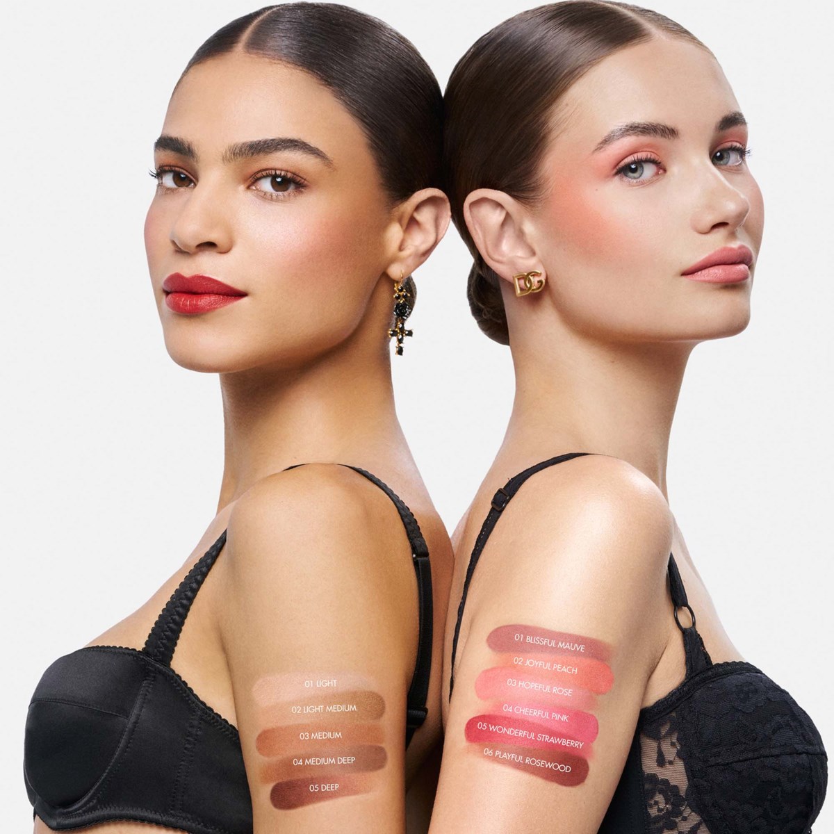 Dolce & Gabbana Długotrwały róż do policzków (wkład wymienny) - Румяна стойкие Dolce and Gabbana Cheeks And Eyes Match, сменный блок, 8 г, оттенок 01 - Blissful Mauve — фото 4