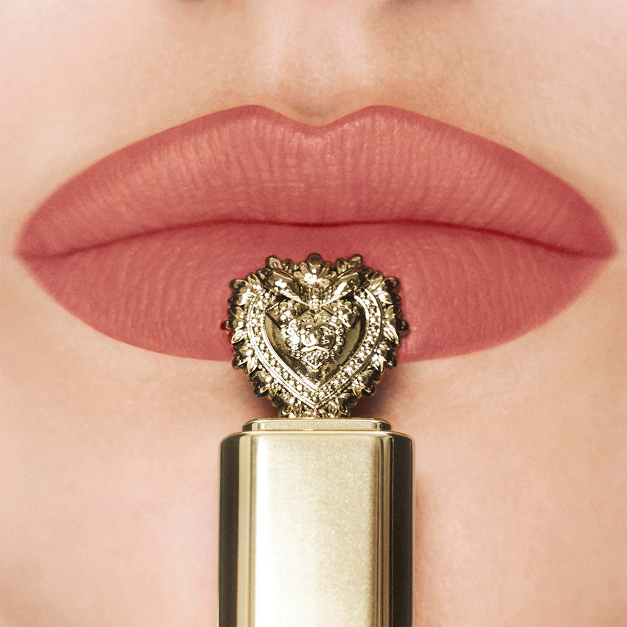 Dolce & Gabbana Everkiss Liquid Lip No Transfer Soft Matte Lipstick 5 (obrázok 4)