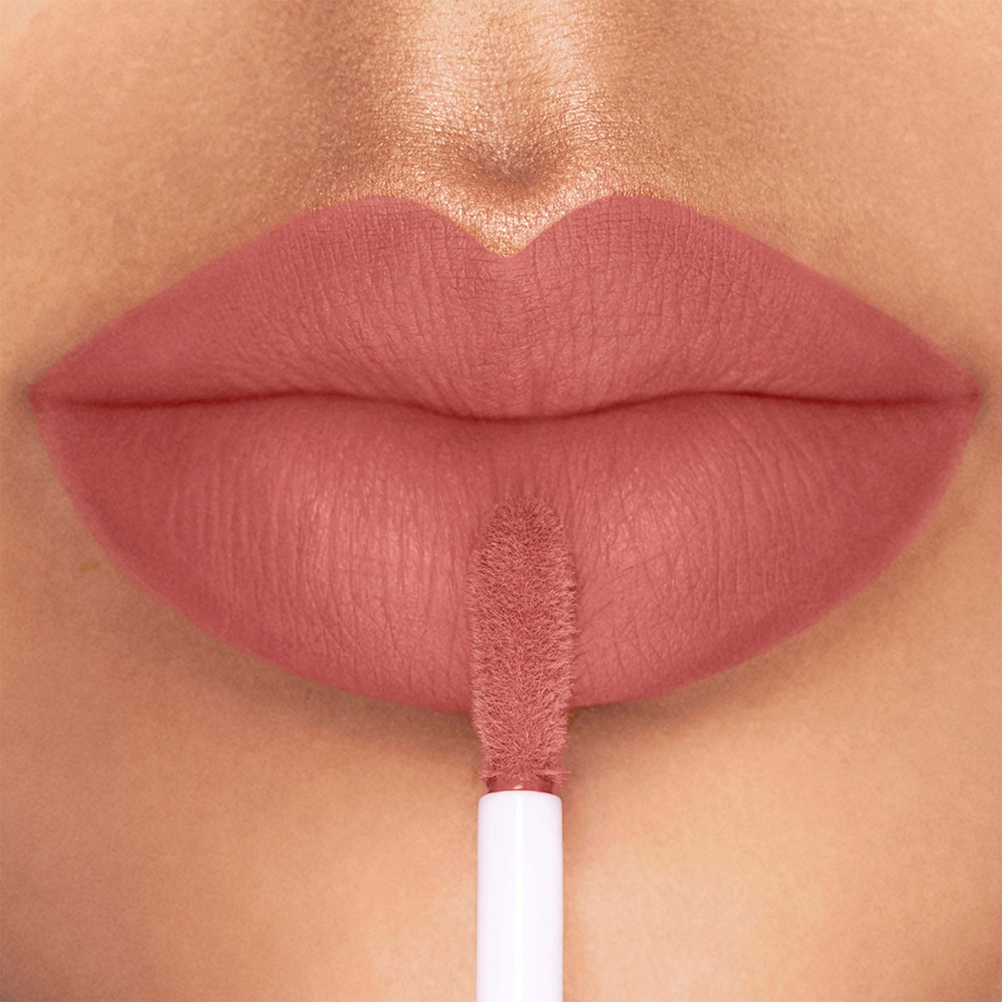 Dolce & Gabbana Everkiss Liquid Lip No Transfer Soft Matte Lipstick 5 (obrázok 6)