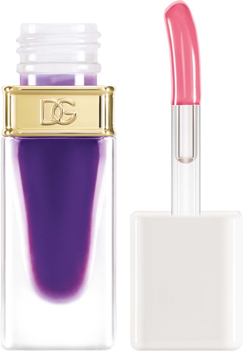 En klar leppestiftkoker med lilla leppestift og en rosa leppeglansapplikator.