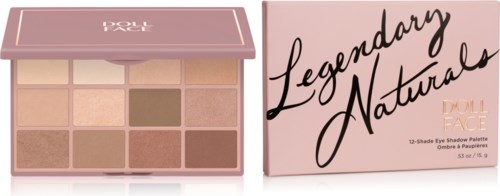 Różowa paleta do makijażu z dwunastoma odcieniami, nazwana Legendary Naturals, od Doll Face. Paleta ma przezroczystą pokrywę.