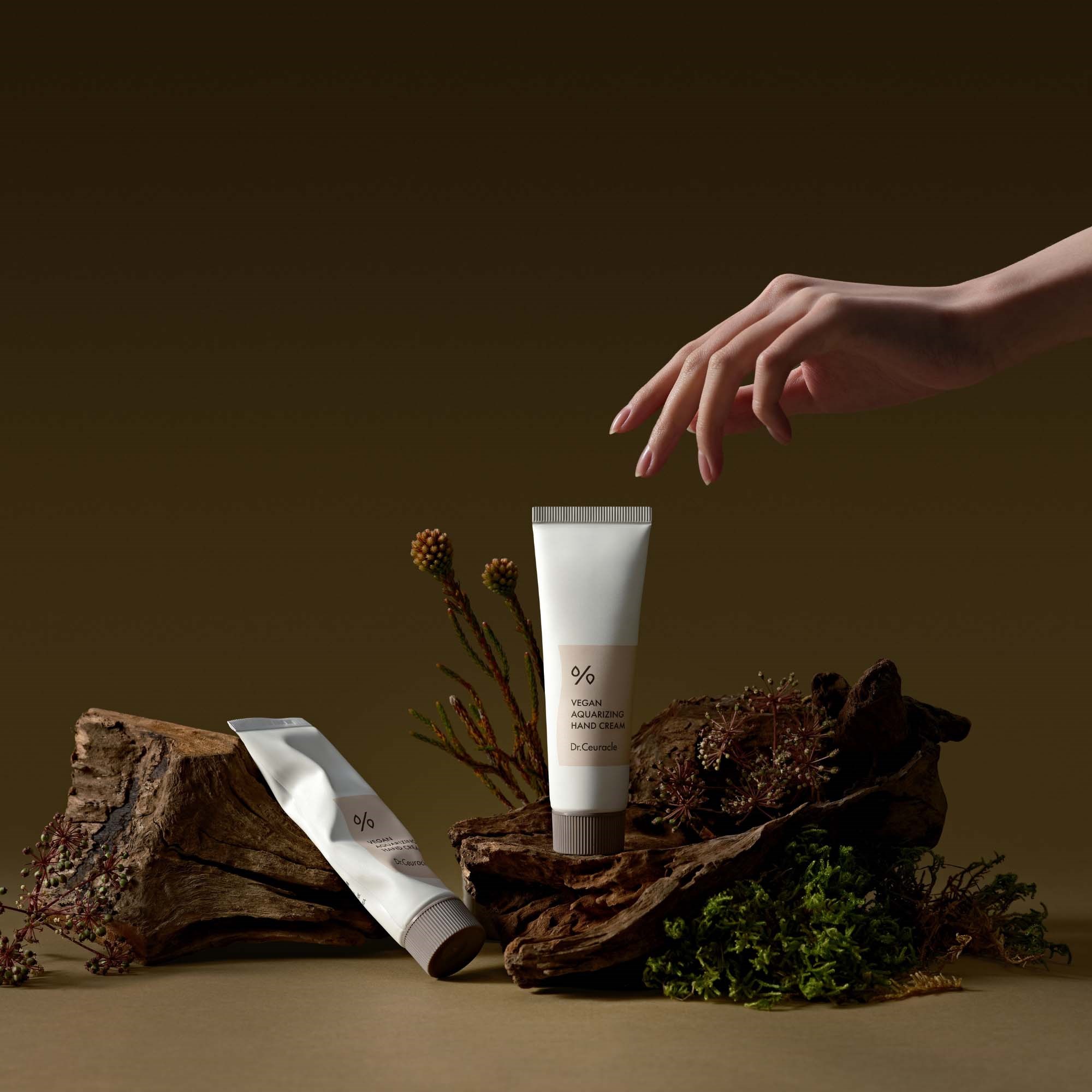 Dr. Ceuracle Vegan Aquarizing Hand Cream 50 ml (obrázok 8)