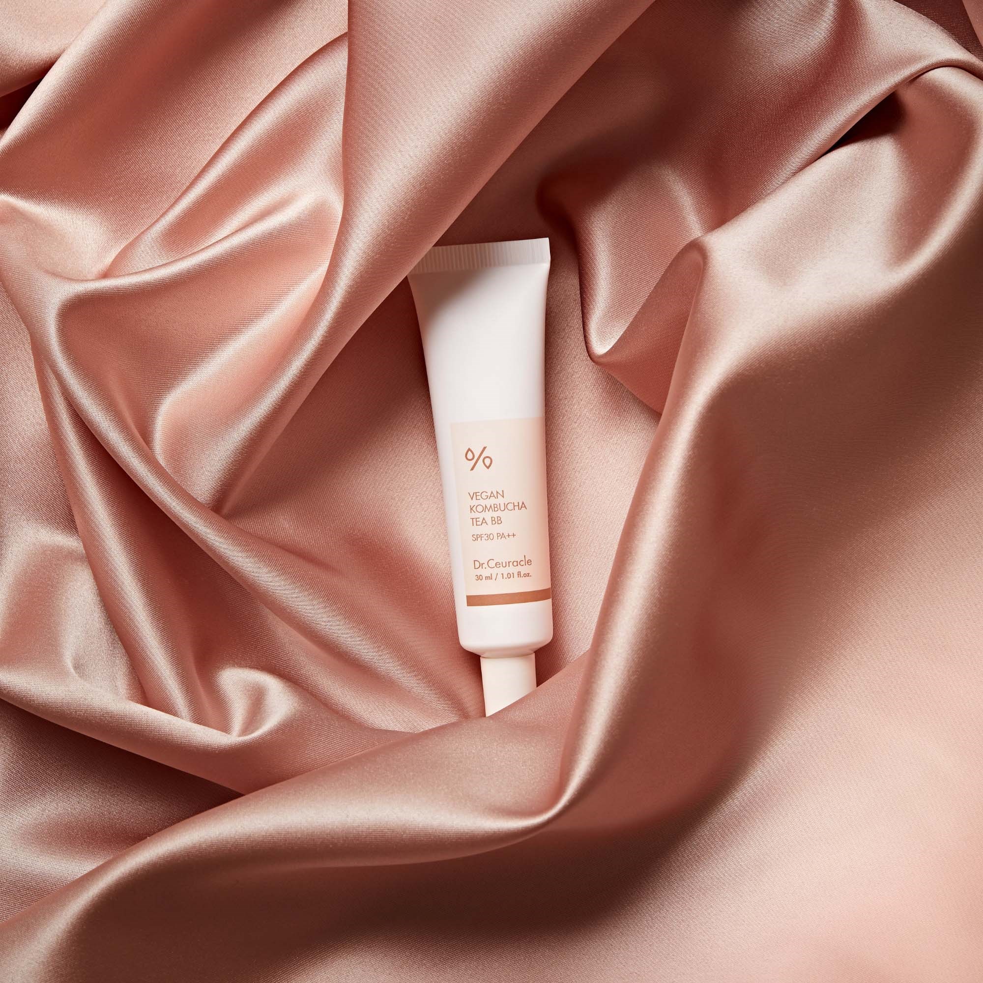 Alternativ bild 1 för Dr. Ceuracle Vegan Kombucha BB Cream Warm Sand 30 ml