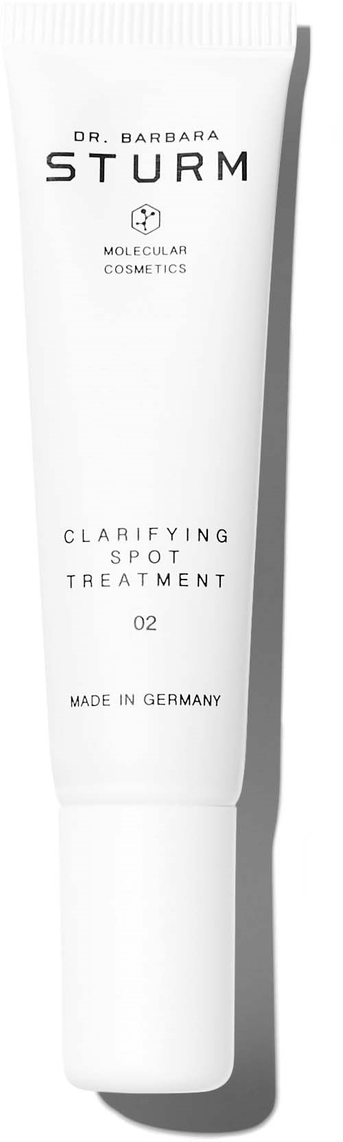 En vit tub med svart text, märkt som Clarifying Spot Treatment 02 av Dr. Barbara Sturm, tillverkad i Tyskland.