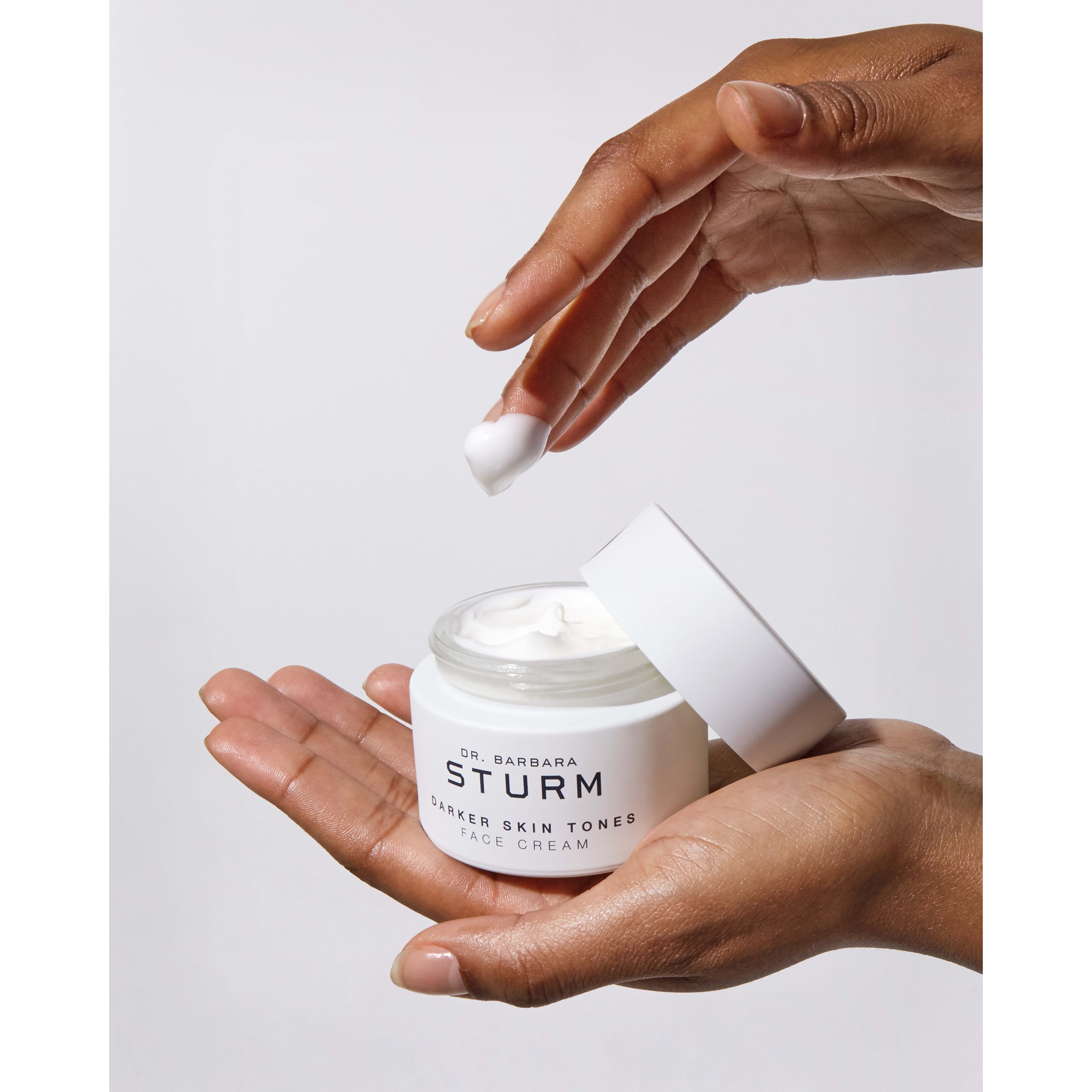 Dr. Barbara Sturm Darker Skin Tones Face Cream 50ml - Krem do twarzy (obrázok 5)