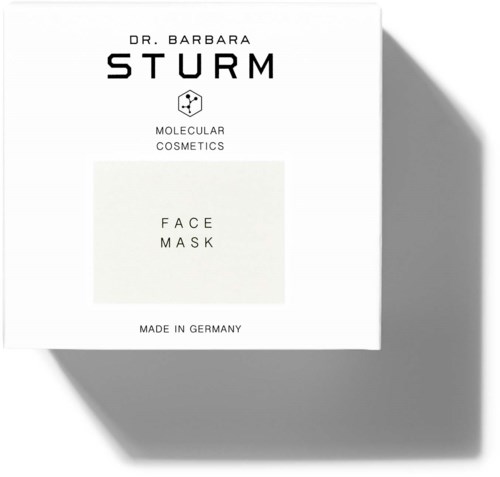 En vit låda märkt 'Dr. Barbara Sturm Molecular Cosmetics Face Mask' med svart text, tillverkad i Tyskland.