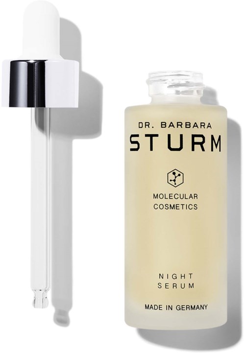 Butelka oznaczona 'Dr. Barbara Sturm Night Serum' z pipetą obok.