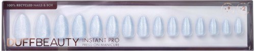Zestaw 14 jasnych niebieskich samoprzylepnych paznokci w kaseczce oznaczonej "DUFF BEAUTY" i "INSTANT PRO" do szybkiego manicure.