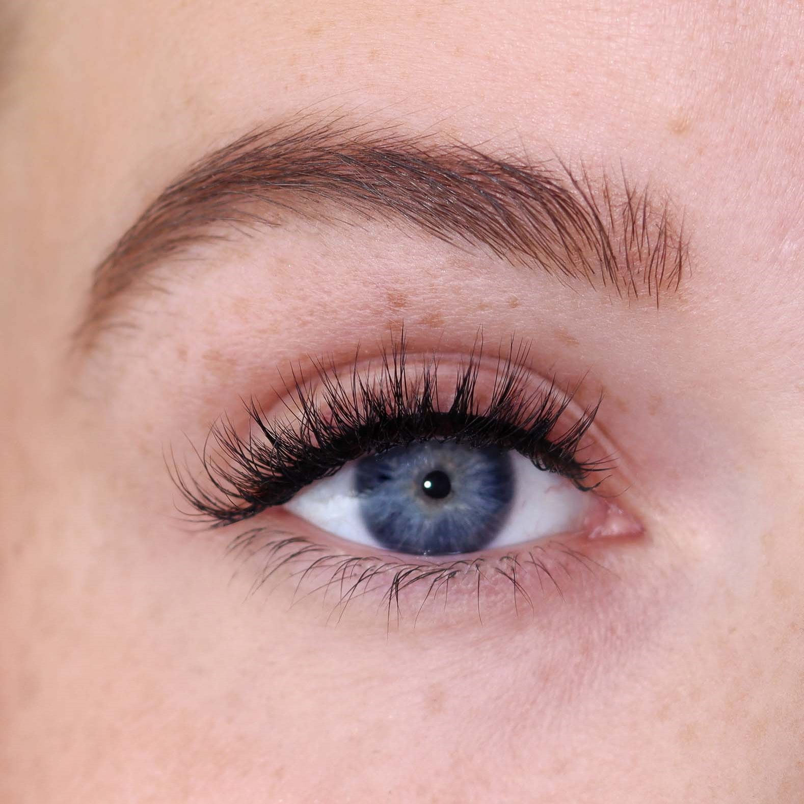 DUFFBEAUTY Short & Sweet Nude Lash Collection (obrázok 3)