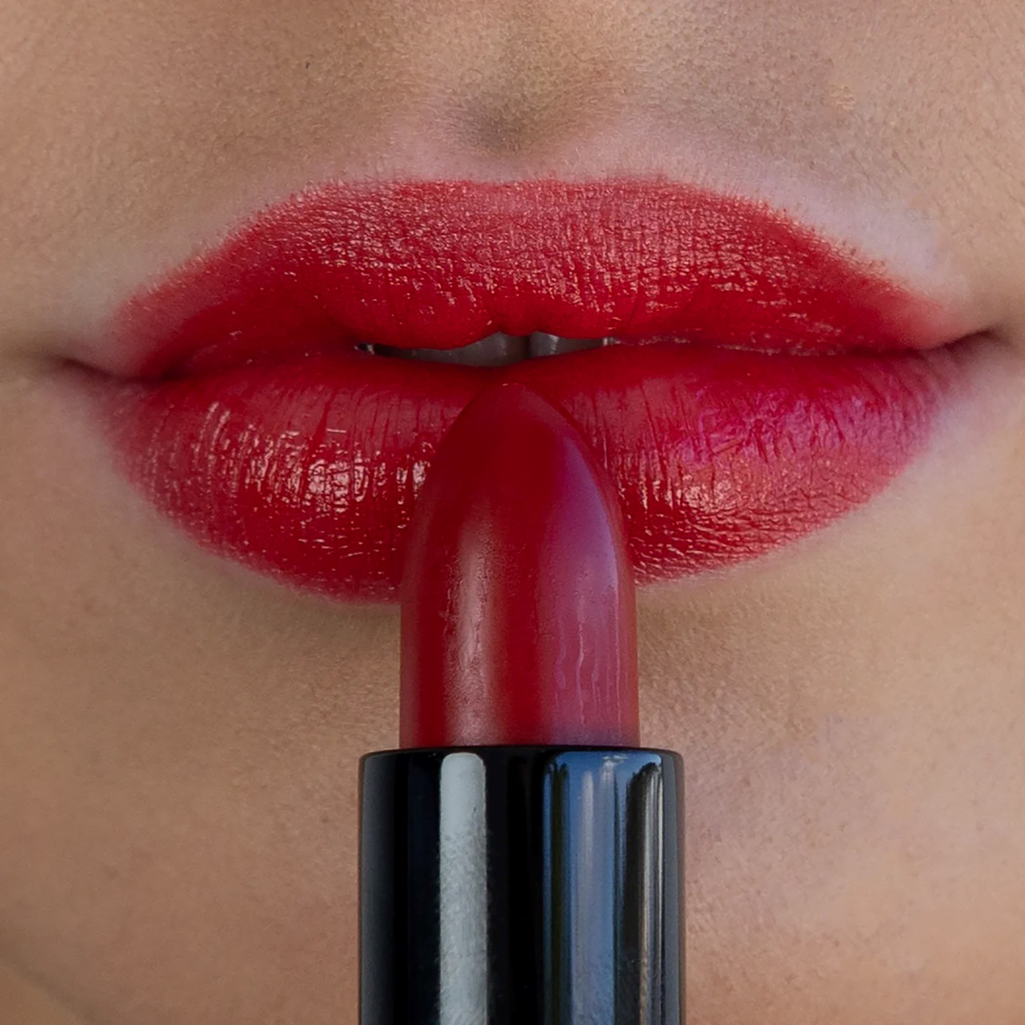 Eco By Sonya Lipstick Cream Burleigh Red 04 (obrázok 3)