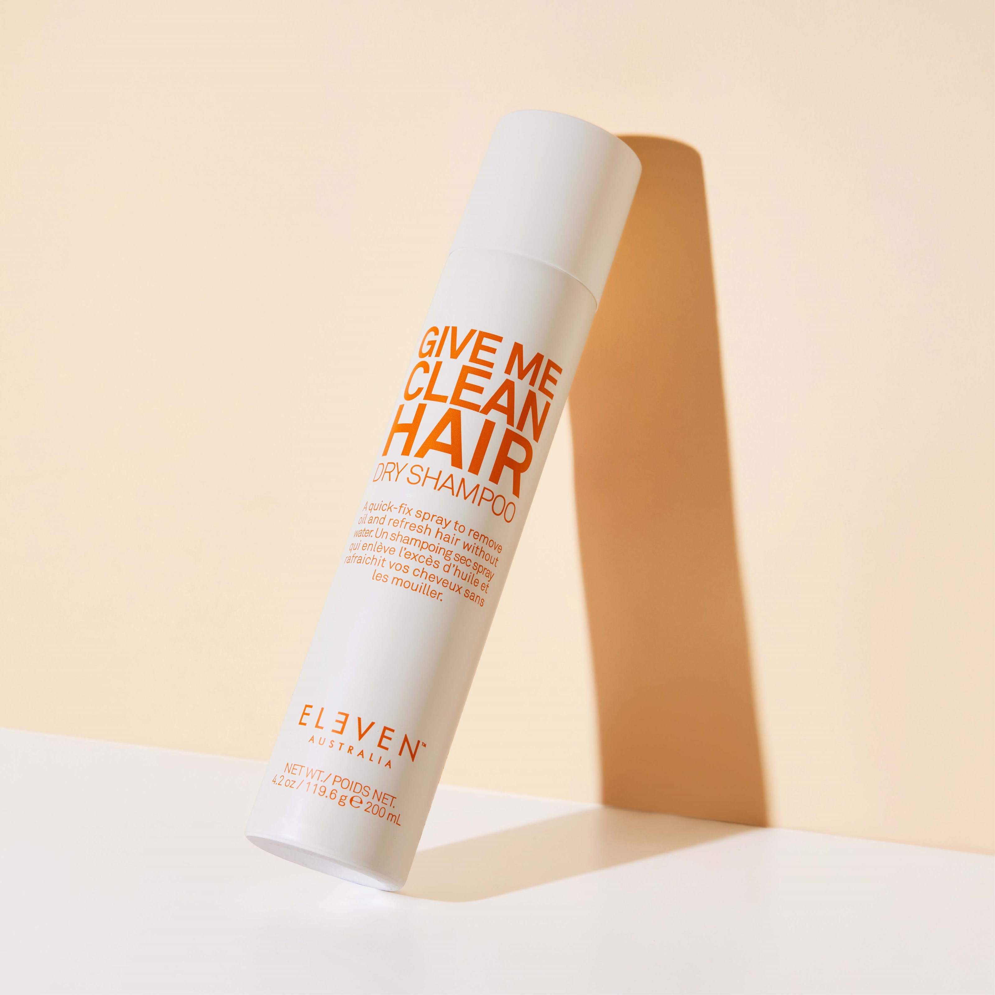 Alternativ bild 1 för Eleven Australia Give Me Clean Hair Dry Shampoo 200 ml