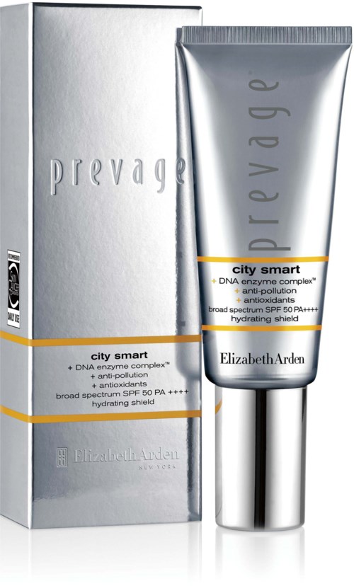 En silverrör och -box för Elizabeth Arden Prevage City Smart hudvård, nämner DNA-enzymkomplex och SPF 50.