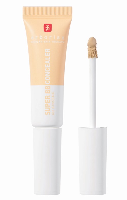 Eine Tube BB-Concealer mit Applikator, beschriftet 'Super BB Concealer.'