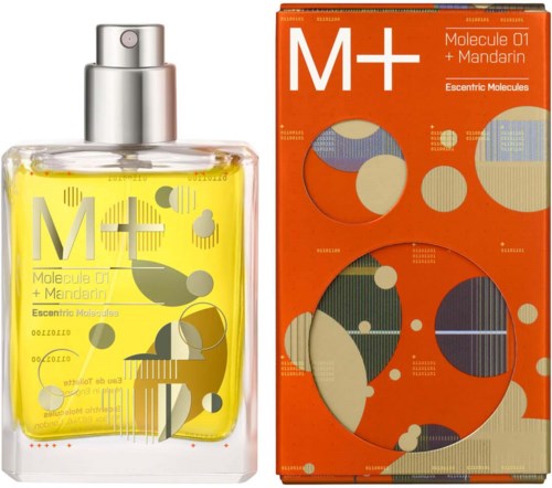 En parfobæger med gul væske ved siden af en orange boks, begge mærket Molecule 01 + Mandarin, med abstrakte designs.