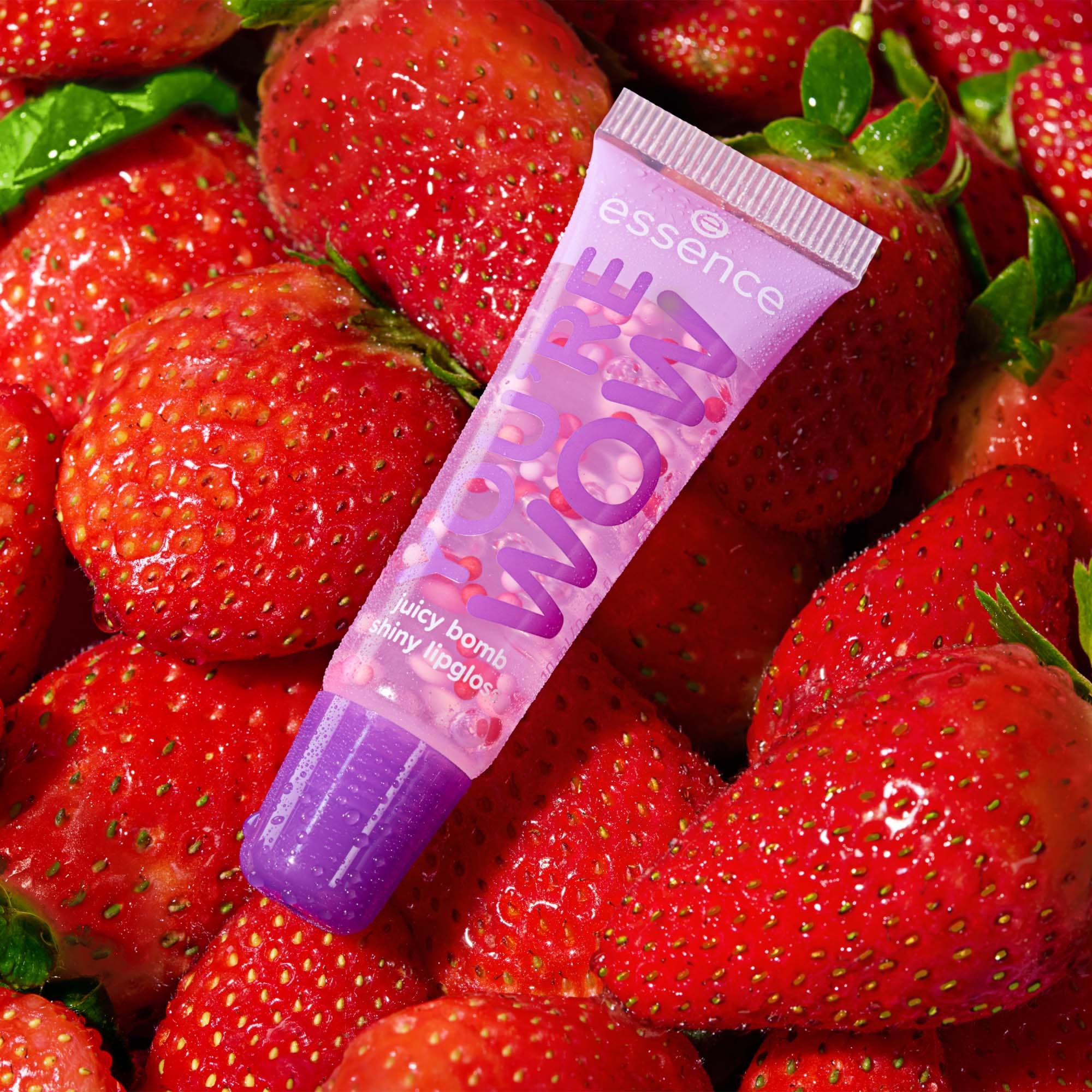 essence Say It With Juicy You're Wow Juicy Bomb Shiny Lipgloss 04 Stra (obrázok 6)