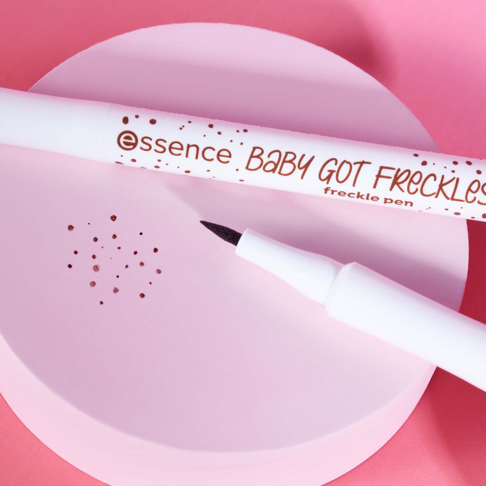 essence Baby Got Freckles Freckle Pen 10 Faux Real (obrázok 4)