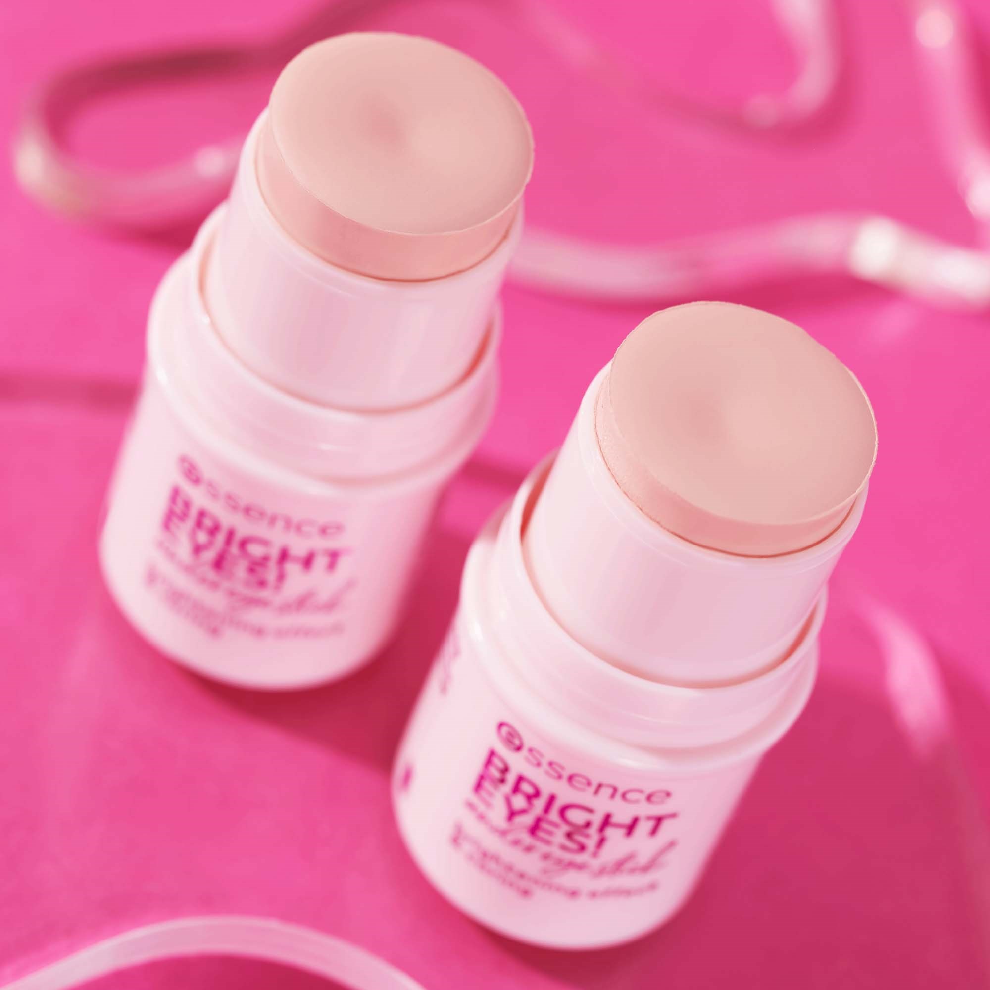 essence BRIGHT EYES! Under Eye Stick 01 Soft Rose (obrázok 7)