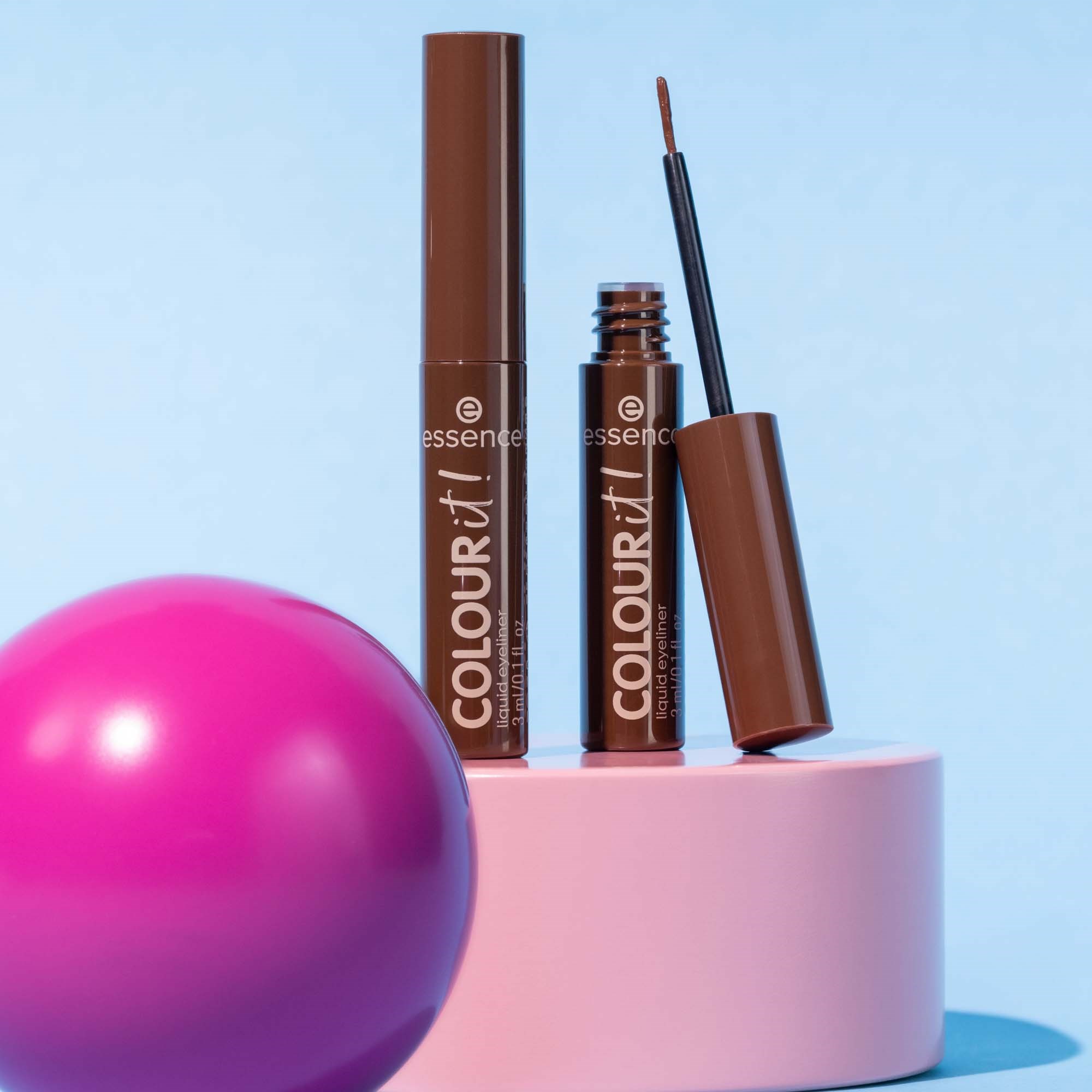 essence Colour It! Liquid Eyeliner 05 Chocolate Brown (obrázok 5)