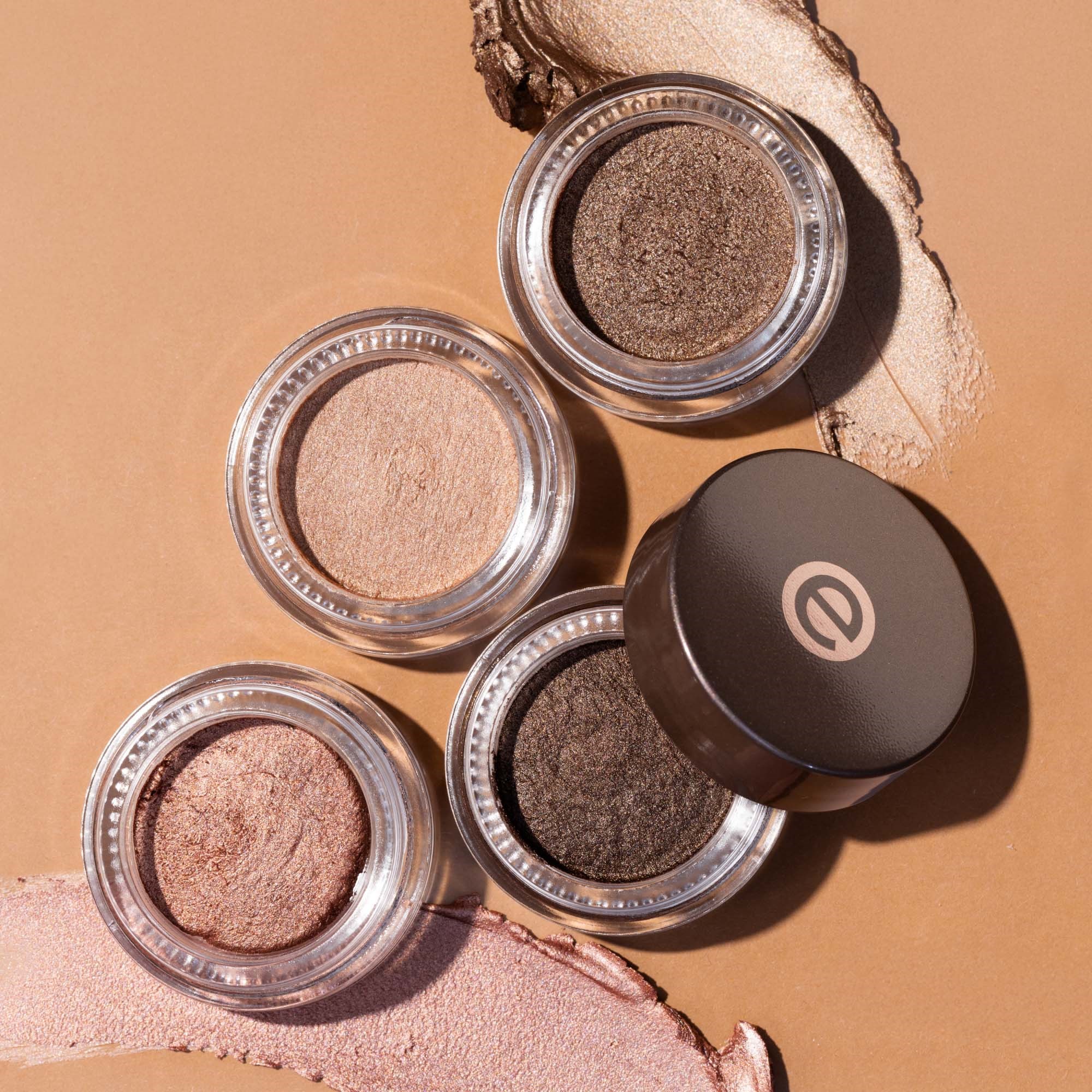 essence Cream Eyeshadow 04 Cocoa (obrázok 4)
