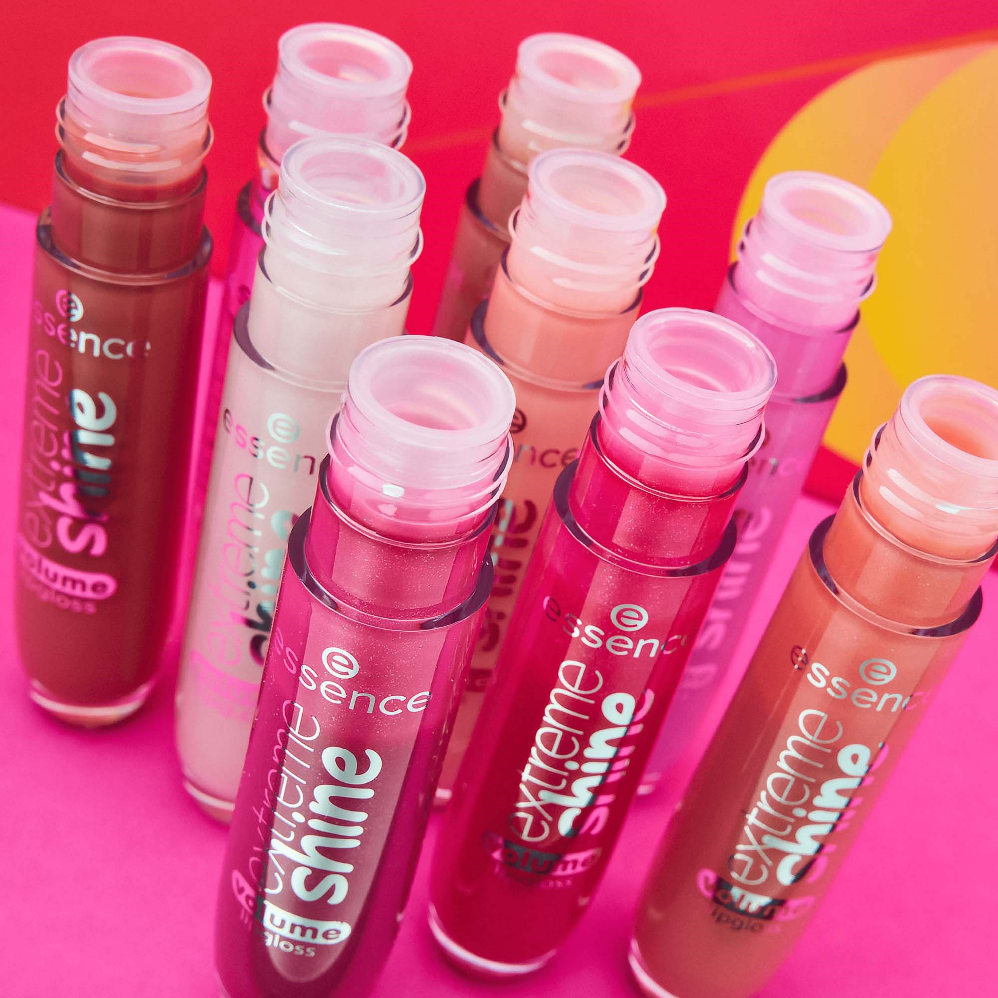 essence Extreme Shine Volume Lipgloss 20 Peach Please (obrázok 8)